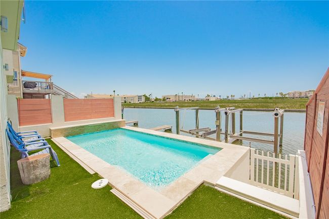 C - 14410 E Cabana St, Condo with 3 bedrooms, 4 bathrooms and 2 parking in Corpus Christi TX | Image 32