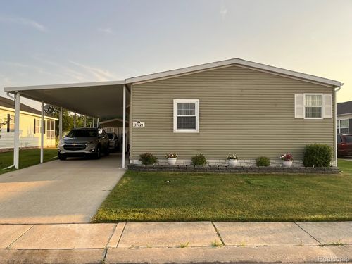 37421 Grindstone Trl, New Haven, MI, 48048-3147 | Card Image