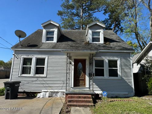416 Charles St, New Iberia, LA, 70560-3707 | Card Image