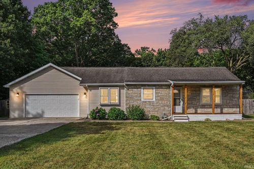 54551 Ash Rd, Osceola, IN, 46561-9027 | Card Image