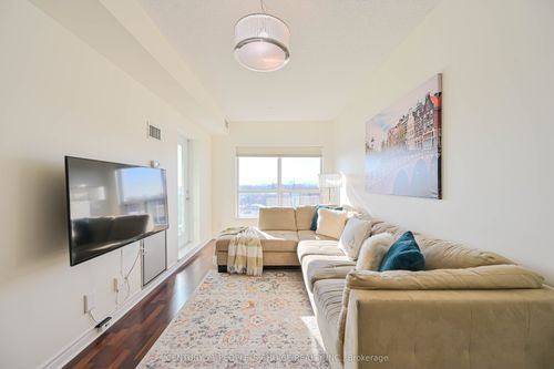 617-60 Fairfax Cres, Scarborough, ON, M1L0E1 | Card Image