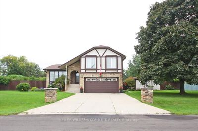 11 Romar Dr, House other with 4 bedrooms, 2 bathrooms and 6 parking in Dundas ON | Image 1