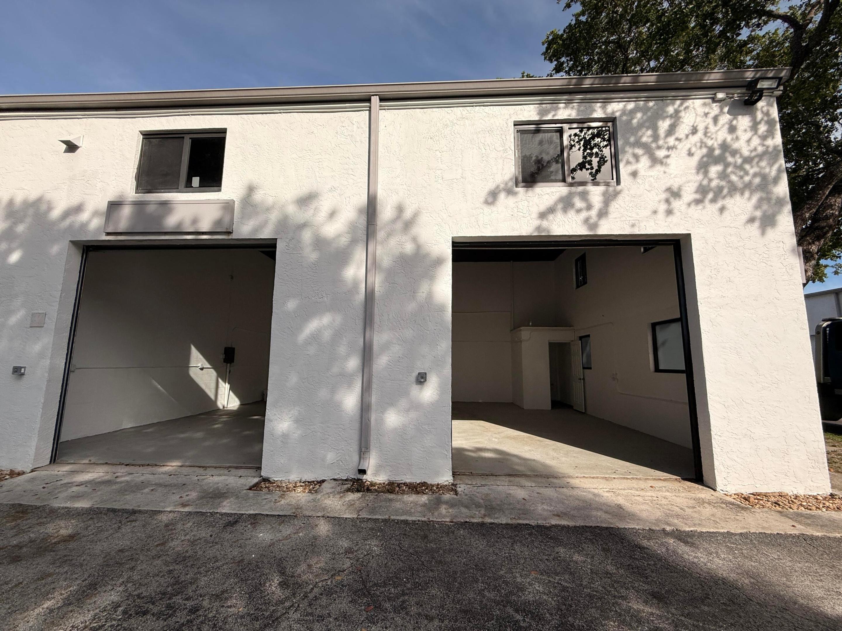 Commercial Sale in Pompano Beach 3