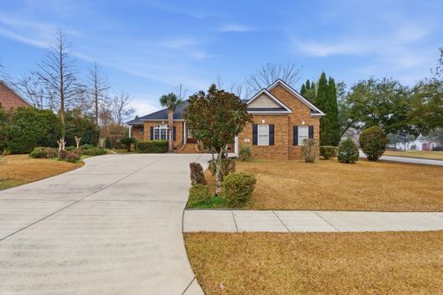 111 Amanda Cir, Goose Creek, SC, 29445-7162 | Card Image