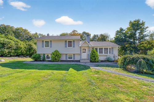 25 Farview Rd, Carmel, NY, 10512-3880 | Card Image