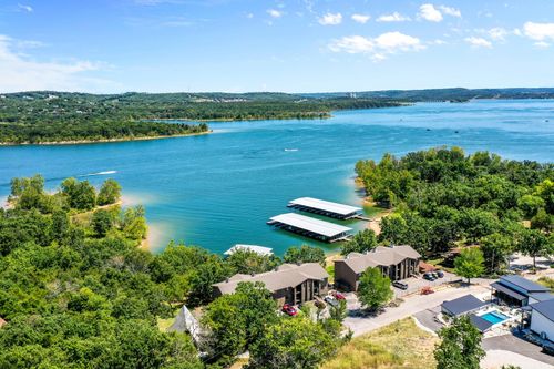 608-429 E Chinquapin, Branson, MO, 65616 | Card Image