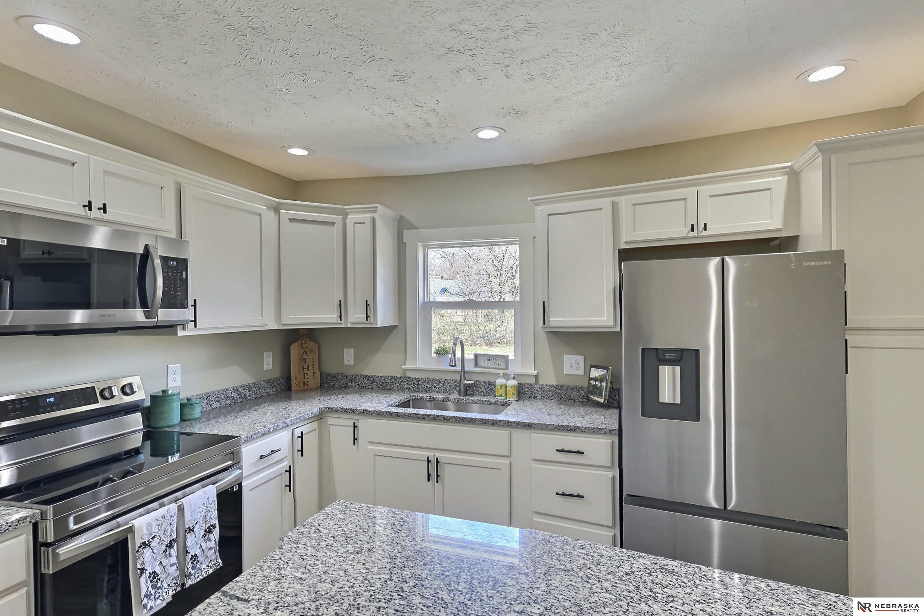 Elmer Ave, York, NE 68467
