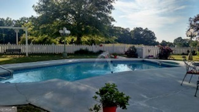 7133 Forrest Rd, House other with 3 bedrooms, 4 bathrooms and 10 parking in Hogansville GA | Image 4