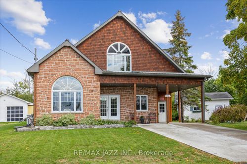 {{alt}} | Card Image