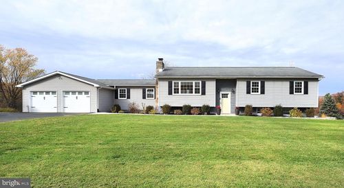 11 Hemlock Dr, PORT MATILDA, PA, 16870-7910 | Card Image