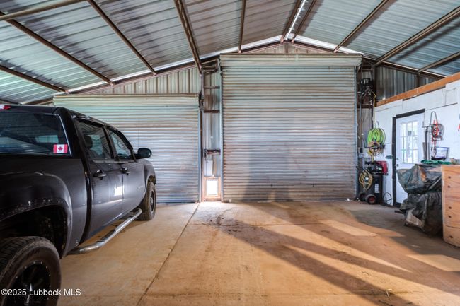 2647 N Highway 788, House other with 3 bedrooms, 2 bathrooms and null parking in Plainview TX | Image 43