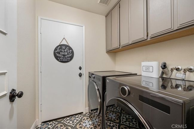 Laundry Room | Image 20