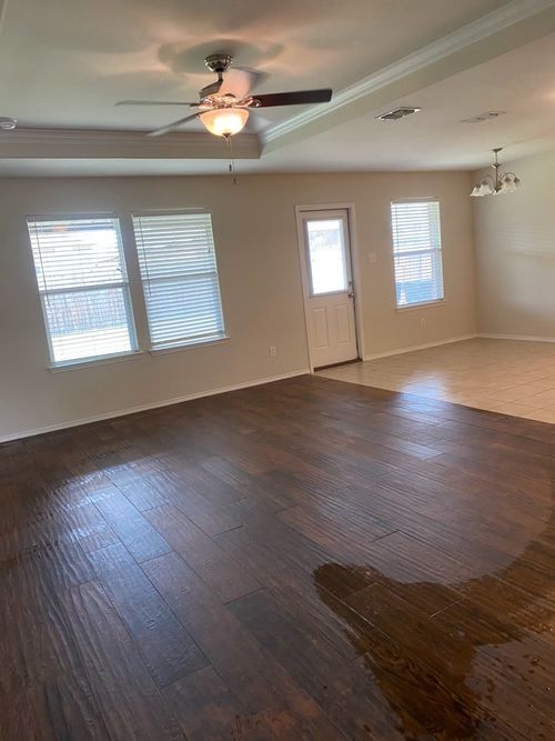 5840 Mirror Ridge Dr, Fort Worth, TX, 76179-7225 | Card Image
