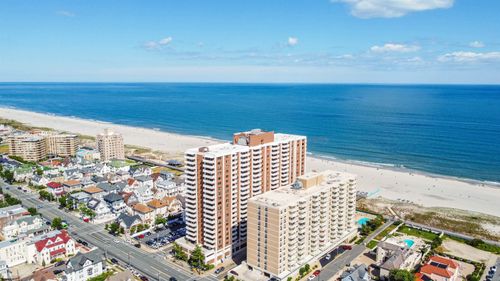 unit-20l-100 S Berkley Sq, Atlantic City, NJ, 08401-5748 | Card Image