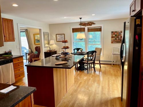 1-winter-124 Mount Pleasant Ave, Gloucester, MA, 01930-4220 | Card Image