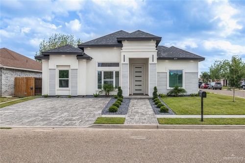 809 Nannette Avenue, Pharr, TX, 78577 | Card Image