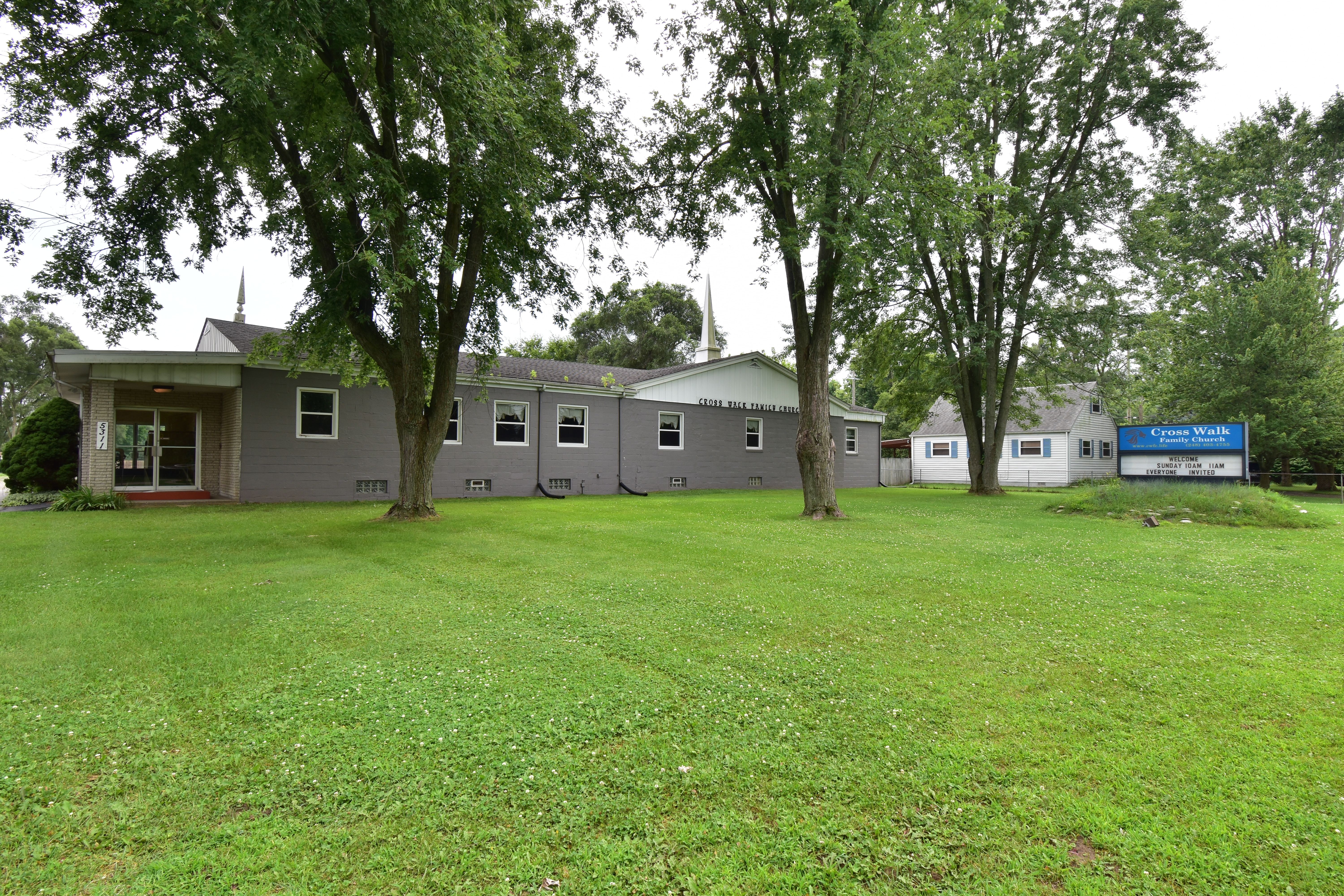 Sunnyside Dr, Clarkston, MI 48346