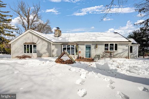 1211 Old Schuylkill Rd, POTTSTOWN, PA, 19465 | Card Image