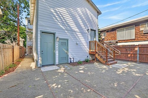 2423 L Street, Sacramento, CA, 95816 | Card Image
