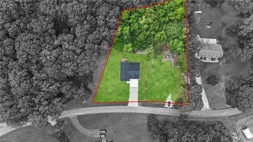 3180 Poplar Dr, Smithfield, VA, 23430-5518 | Card Image