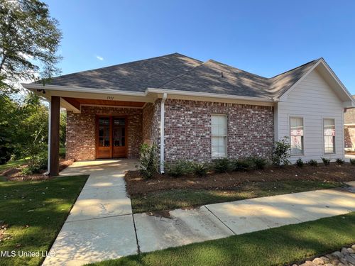 1911 Freedom Ring Dr, Brandon, MS, 39047-1826 | Card Image