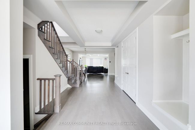 1476 Mockingbird Sq, House other with 4 bedrooms, 5 bathrooms and 2 parking in Pickering ON | Image 6