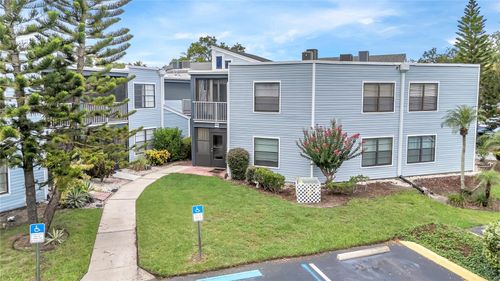 3652 Southpointe Dr, ORLANDO, FL, 32822-3758 | Card Image
