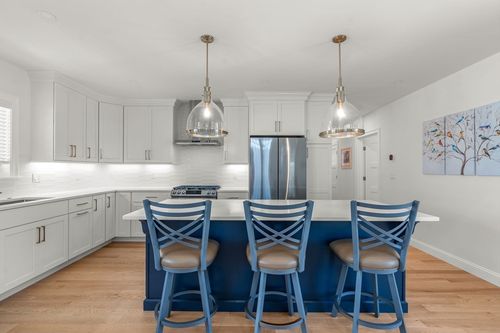 77 Cobblestone Cir, Mashpee, MA, 02649-2951 | Card Image