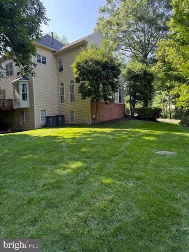 11400 Towering Oak Way, House other with 7 bedrooms, 5 bathrooms and null parking in RESTON VA | Image 56