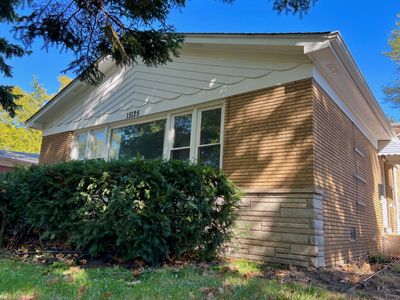 15125 E End Avenue, House other with 4 bedrooms, 1 bathrooms and 2 parking in Dolton IL | Image 1