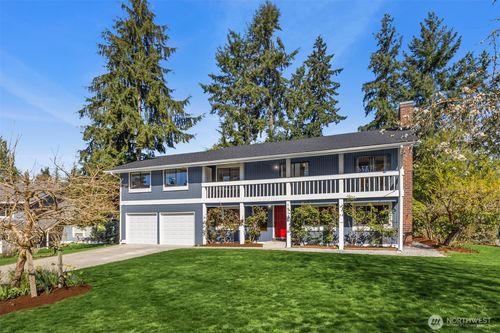 15126 Ne 67th Pl, Redmond, WA, 98052-4739 | Card Image