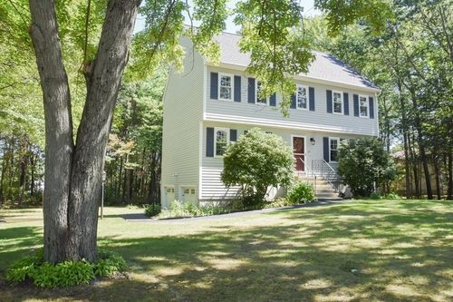 163 Old Ferry Rd, Methuen, MA, 01844-4137 | Card Image