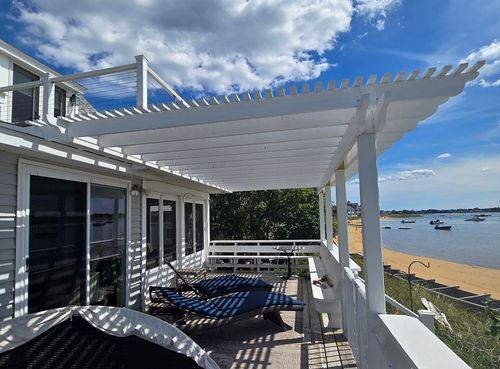 11 Harbor St, Newburyport, MA, 01950-4301 | Card Image