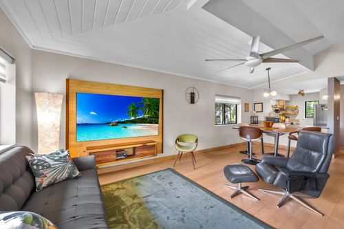 e212-3788 Lower Honoapiilani Rd, Lahaina, HI, 96761-8974 | Card Image