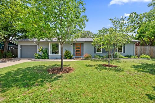 102 E Crestland Dr, Austin, TX, 78752-2422 | Card Image