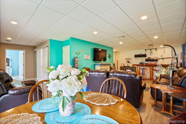 32-web-or-mls-399 Block Rd 48734 6 9 25-26.jpg | Image 11