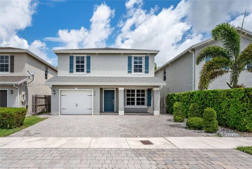 624 Ne 5th St, Florida City, FL, 33034-3258 | Card Image