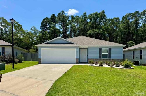 6433 June Bug Dr, Milton, FL, 32583-7704 | Card Image