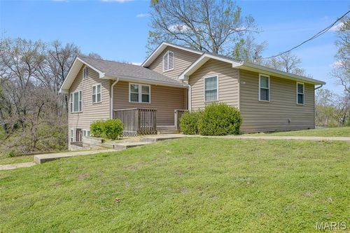 7851 N Illinois St, Caseyville, IL, 62232-2058 | Card Image