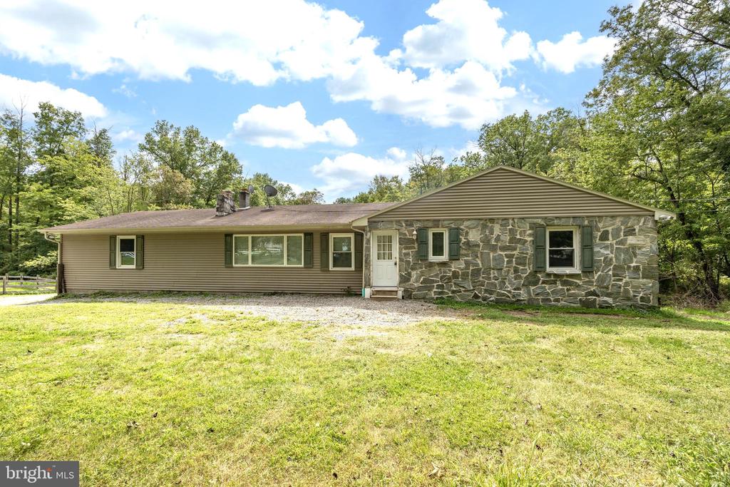 Fairview Rd, Glenmoore, PA 19343