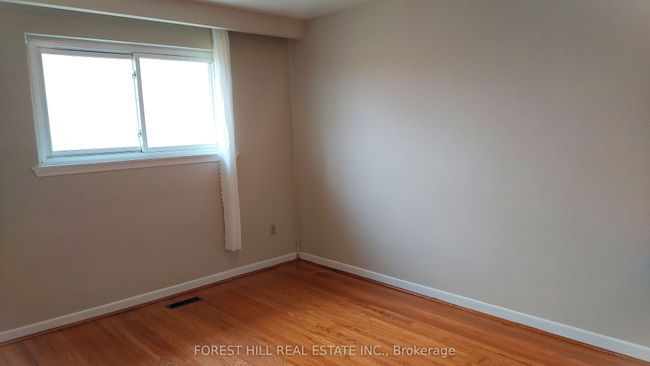 17 Tillplain Rd, House attached with 3 bedrooms, 1 bathrooms and 2 parking in North York ON | Image 14
