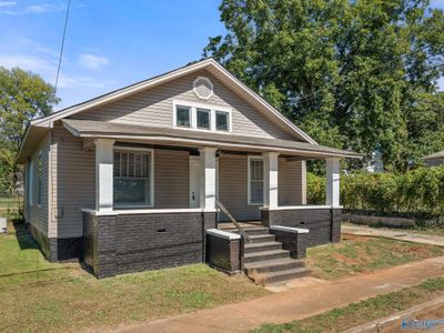 401 E 4th Street, House other with 3 bedrooms, 2 bathrooms and null parking in Sheffield AL | Image 3