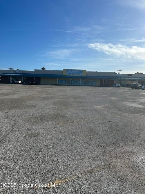 800 S Banana River Dr, Merritt Island, FL, 32952-2715 | Card Image