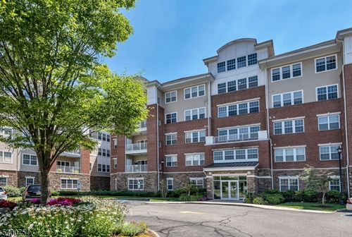203-4203 Warrens Way, Wanaque, NJ, 07465-1665 | Card Image