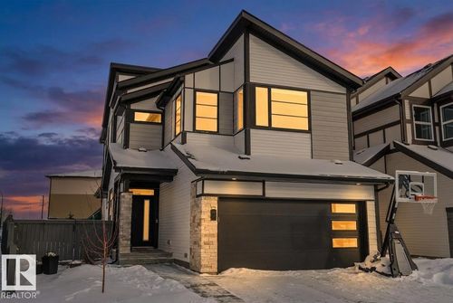 71 Nouveau Dr, St Albert, AB, T8N8B1 | Card Image