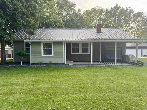 205 S Washington Street, Wakarusa, IN, 46573 | Card Image