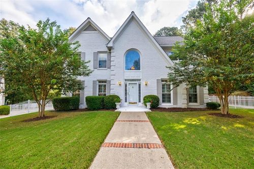 160 Savannah Estates Dr, Atlanta, GA, 30350-1196 | Card Image
