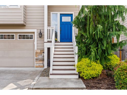 3542 Ne Franklin St, Camas, WA, 98607-6904 | Card Image