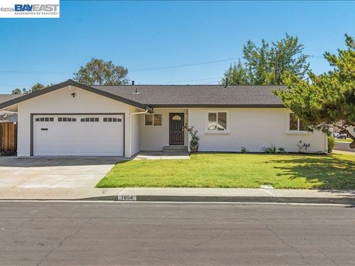 7654 Cardigan St, Dublin, CA, 94568-1940 | Card Image