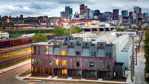 910 W 40th Avenue, Denver, CO, 80211 | Card Image